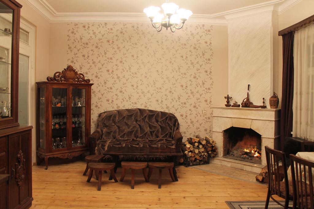 Keta House Appartement Tbilisi Buitenkant foto